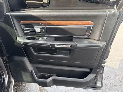 Used 2015 RAM 1500 Laramie AWD/4WD image 28
