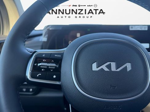 New 2026 Kia Carnival SX Prestige FWD image 25