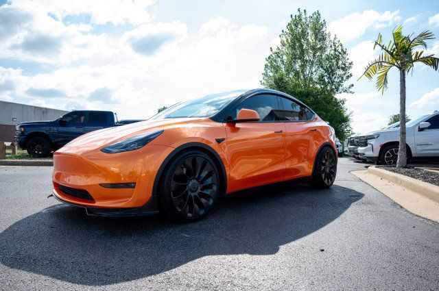 Used 2022 Tesla Model Y Performance AWD/4WD image 3