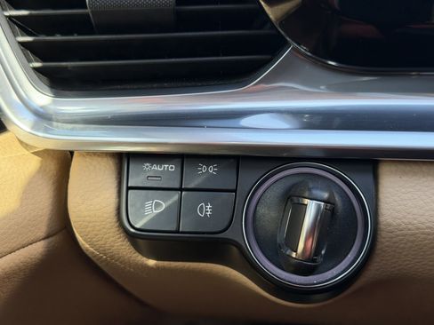 Certified 2023 Porsche Panamera 4S image 32