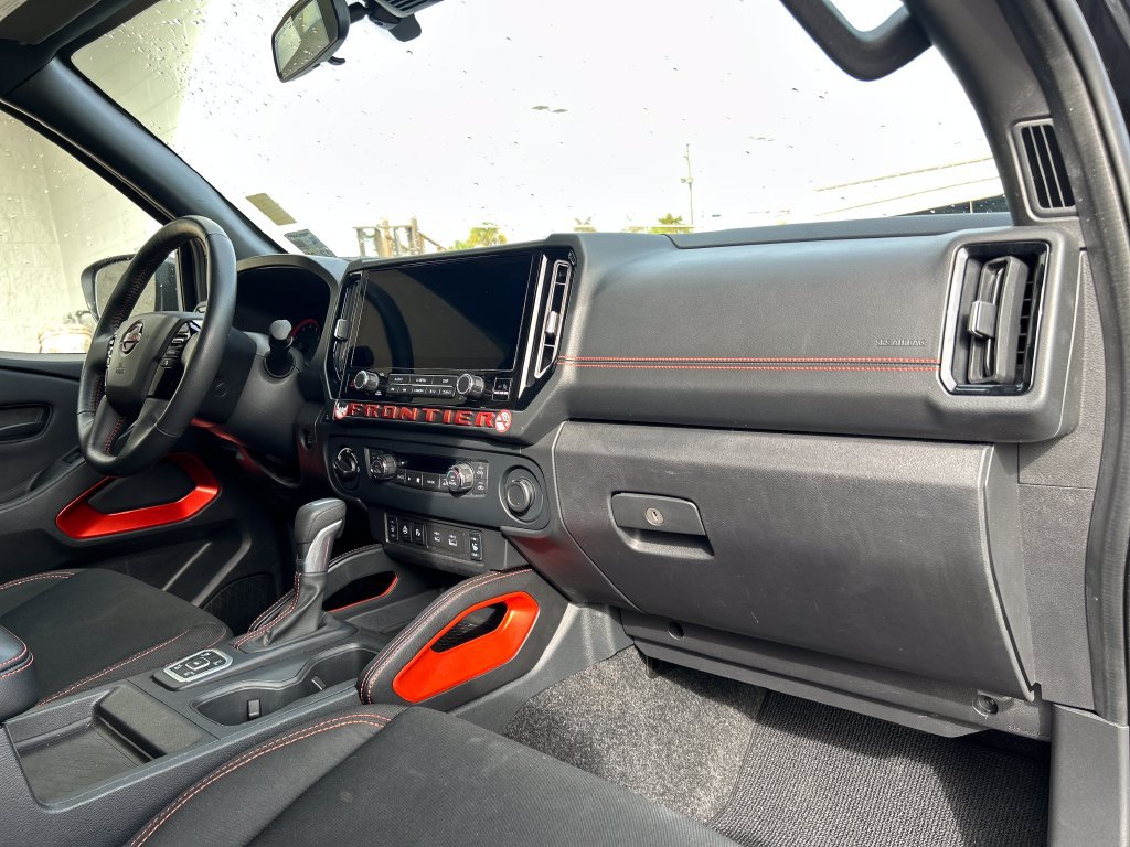 Used 2026 Nissan Frontier PRO-4X AWD/4WD image 15