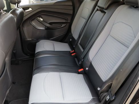 Used 2019 Ford Escape SE FWD image 24