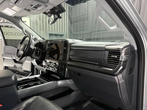 Used 2024 Ford F250 Lariat w/ Lariat Ultimate Package AWD/4WD image 29