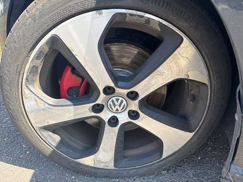 Used 2017 Volkswagen GTI S image 13