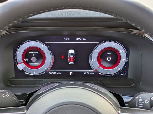 Certified 2024 Nissan Pathfinder Platinum w/ Cargo Package image 31