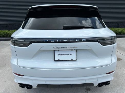 Certified 2019 Porsche Cayenne Turbo AWD/4WD image 13