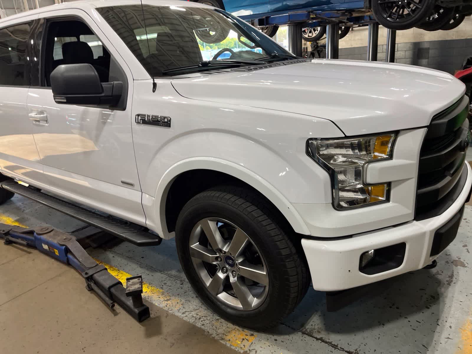 Used 2017 Ford F150 XLT w/ Equipment Group 302A Luxury AWD/4WD image 23