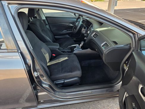 Used 2013 Honda Civic LX image 23