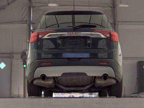 Used 2019 GMC Acadia SLE w/ Driver Alert Package I AWD/4WD image 3