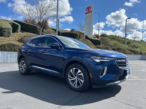 Used 2023 Buick Envision Essence image 1