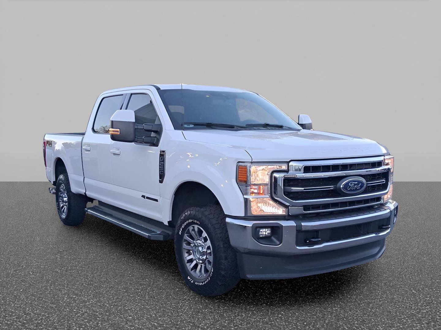 Certified 2022 Ford F250 Lariat w/ Lariat Value Package AWD/4WD image 3