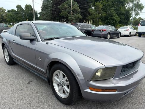 Used 2006 Ford Mustang Coupe RWD image 22