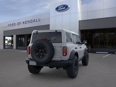 New 2026 Ford Bronco Badlands image 8