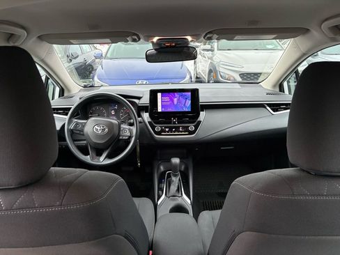 Used 2023 Toyota Corolla LE image 16
