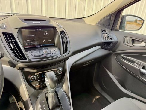Used 2015 Ford Escape SE w/ Equipment Group 201A image 18