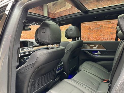 New 2025 Mercedes-Benz GLS 580 4MATIC image 25