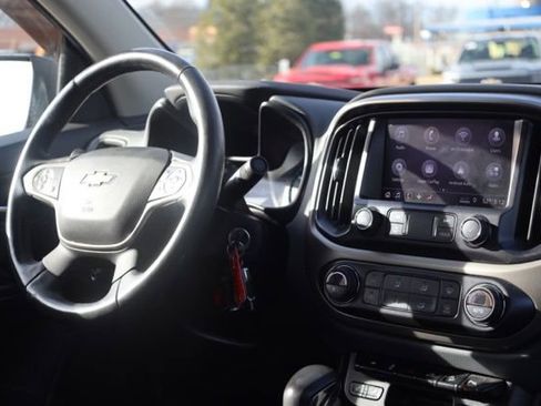 Used 2022 Chevrolet Colorado Z71 image 31