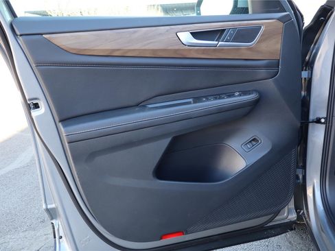 New 2026 Volkswagen Atlas SE image 12