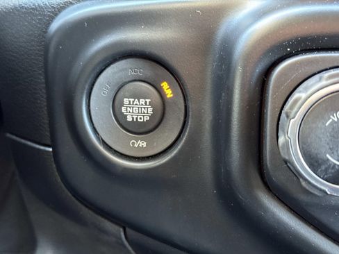 Used 2020 Jeep Wrangler Unlimited Sahara w/ Dual Top Group image 19