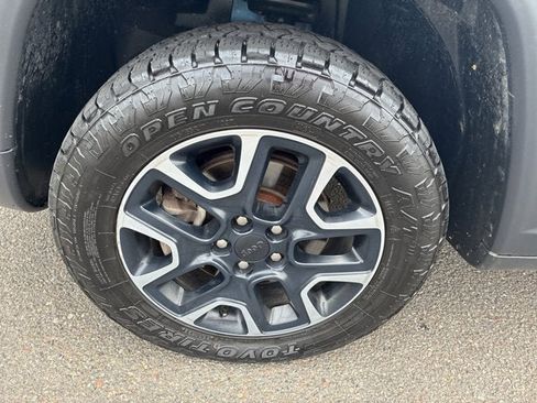 Used 2019 Jeep Compass Trailhawk image 8