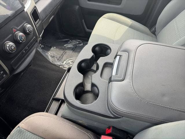 Used 2018 RAM 1500 Classic SLT AWD/4WD image 54
