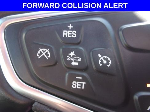 Used 2024 Chevrolet Equinox LT w/ LPO, Floor Liner Package FWD image 6