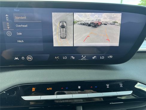 Used 2026 Buick Enclave Preferred FWD image 27