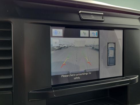 Used 2025 Ford F350 XLT w/ 360-Degree Camera Package image 18