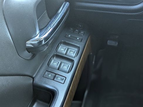 Used 2017 Chevrolet Silverado 1500 LTZ w/ Sport Package image 29