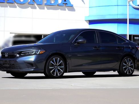 Used 2024 Honda Civic EX image 1