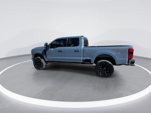 Used 2023 Ford F250 Lariat w/ Lariat Ultimate Package AWD/4WD image 11