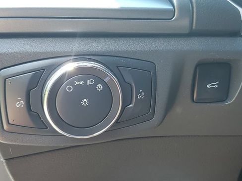 Used 2015 Ford Fusion SE FWD image 20