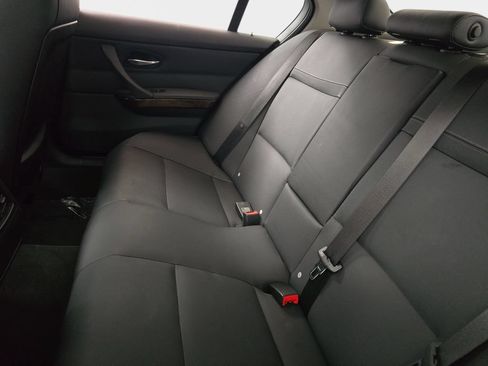 Used 2010 BMW 328i Sedan RWD image 16
