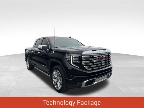 Used 2025 GMC Sierra 1500 Denali w/ Denali Reserve Package AWD/4WD image 3