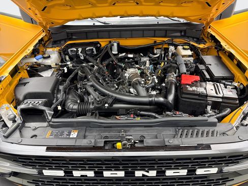Used 2022 Ford Bronco Wildtrak AWD/4WD image 27