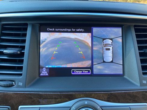 Used 2017 INFINITI QX80 4WD w/ Driver Assistance Package image 32