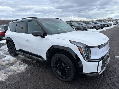 New 2026 Kia EV9 GT-Line