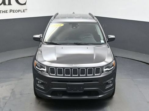 Used 2018 Jeep Compass Latitude w/ Popular Equipment Group AWD/4WD image 60
