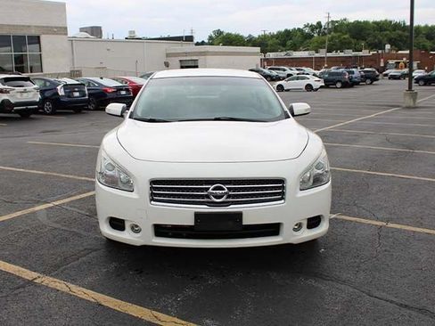 Used 2011 Nissan Maxima 3.5 SV w/ Monitor Pkg FWD image 3