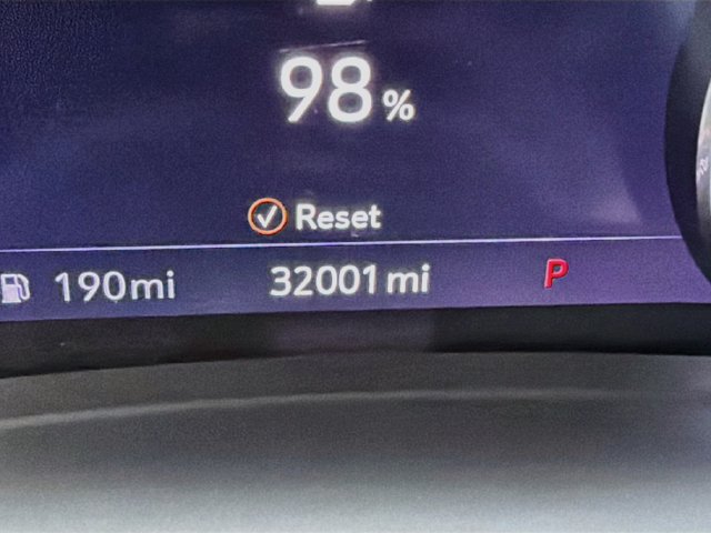 Used 2022 Buick Envision Avenir w/ Technology Package II FWD image 42