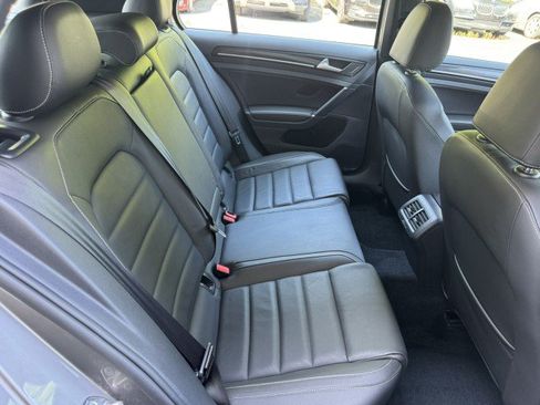 Used 2017 Volkswagen Golf 4-Door AWD/4WD image 36