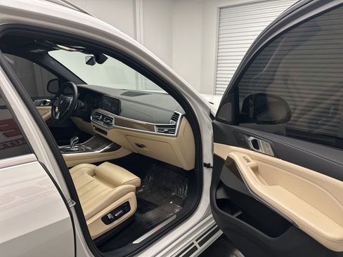 Used 2020 BMW X7 xDrive40i w/ Premium Package image 8