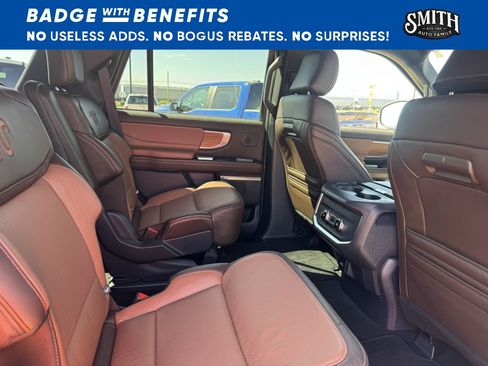 Used 2025 Ford Expedition King Ranch AWD/4WD image 15