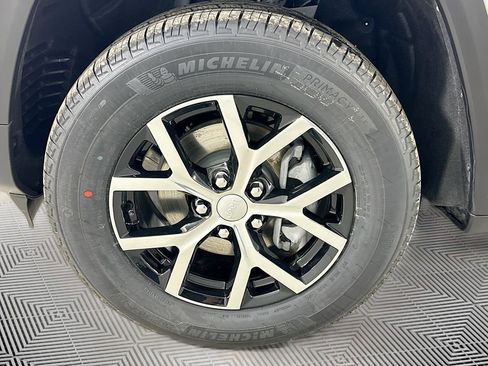 New 2026 Jeep Grand Cherokee Limited AWD/4WD image 20