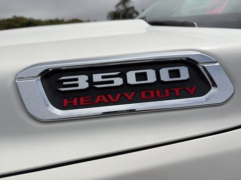 Used 2019 RAM 3500 Limited AWD/4WD image 3