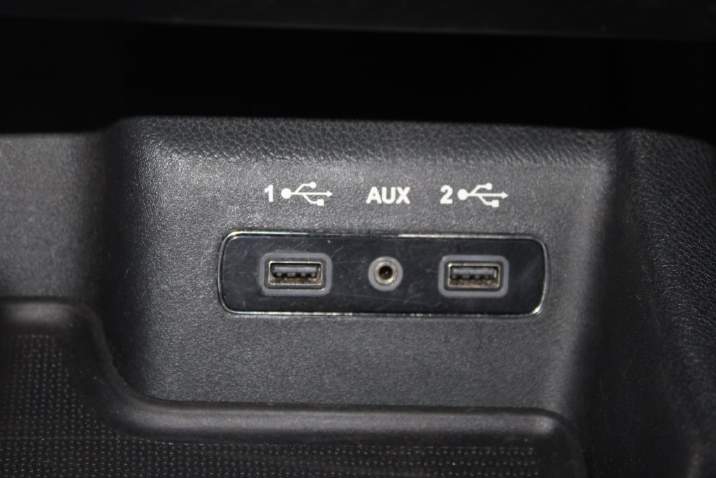 Used 2019 Dodge Durango SXT AWD/4WD image 39