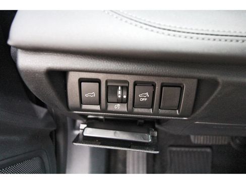 Used 2021 Subaru Outback Touring w/ Popular Package #2 AWD/4WD image 20