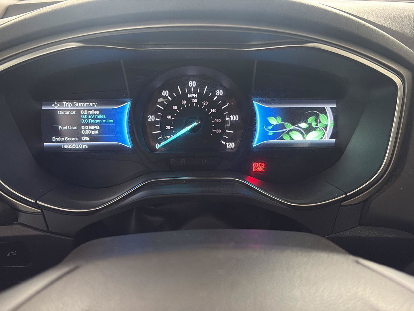 Used 2014 Ford Fusion SE w/ Equipment Group 502A FWD image 10