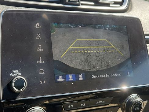 Used 2018 Honda CR-V Touring image 18