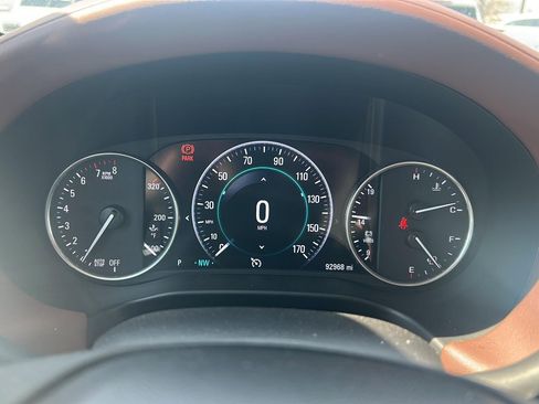 Used 2018 Buick Enclave Avenir w/ Trailering Package AWD/4WD image 23